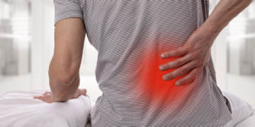 Lombalgia (mal di schiena o dolore lombare): sintomi, cause, rimedi ed esercizi