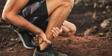 Infiammazione tendine d’Achille: sintomi, cosa fare, rimedi, esercizi e tempi di recupero